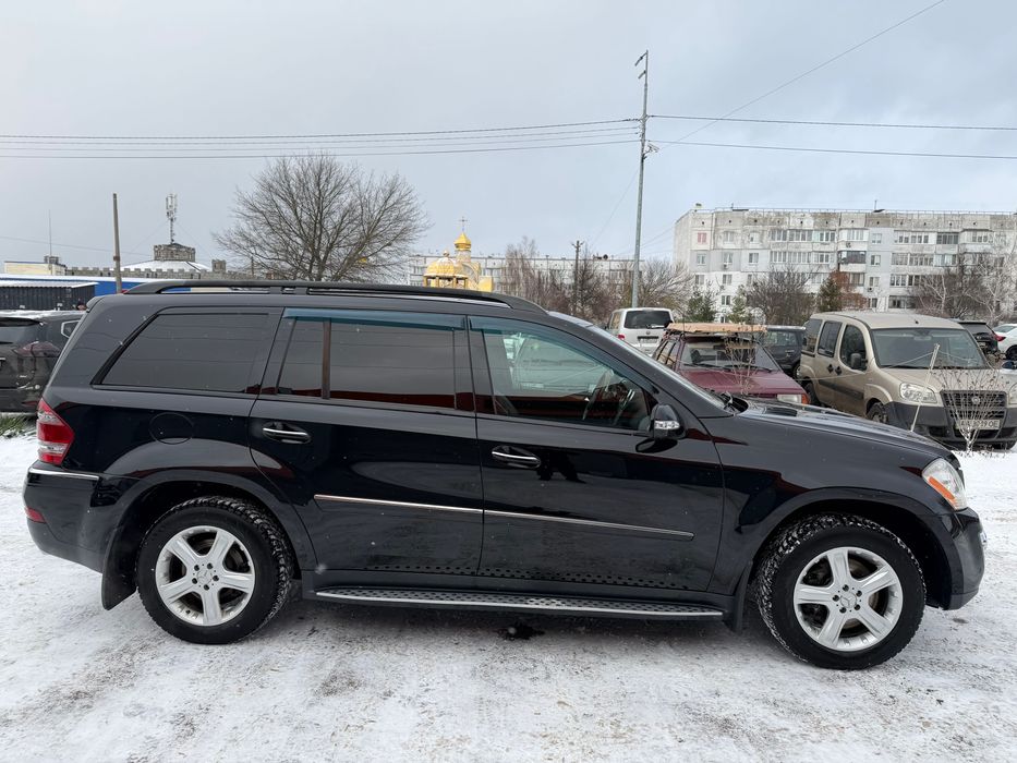 Mercedes GL 7 місць повний привід газ бенз гільзован в чудовому стані