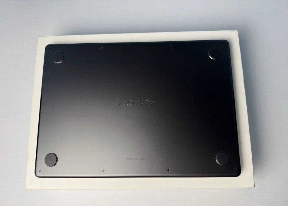 MacBook Pro 14 2023 M3 Pro 18/512Gb (20 циклов)