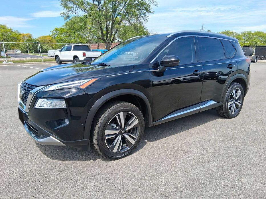 Nissan Rogue Platinum      2021