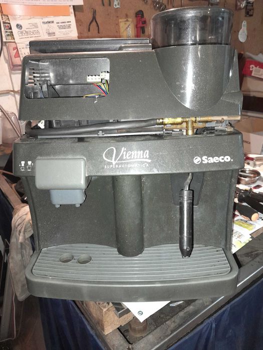 Maquinas de café automáticas para peças ou reparação.