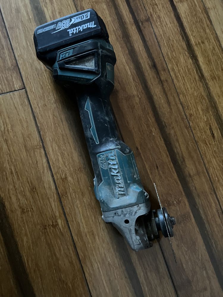 Makita dga504 online type ii