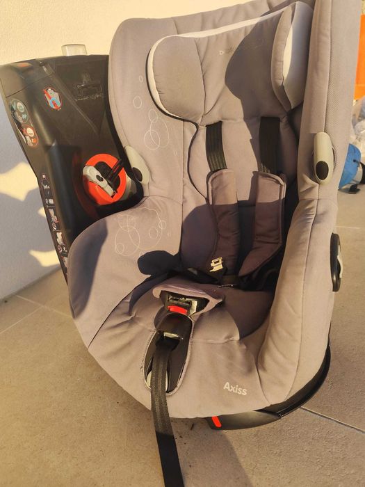 Cadeira Auto Bébé Confort Axiss Rotativa (9-18kg) – Funcional