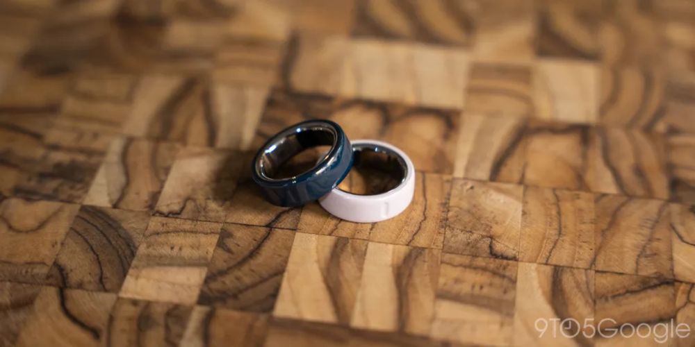 Oura Ring 4 ceramic Cloud/Midnight розумне кілце Аура Біле та синє
