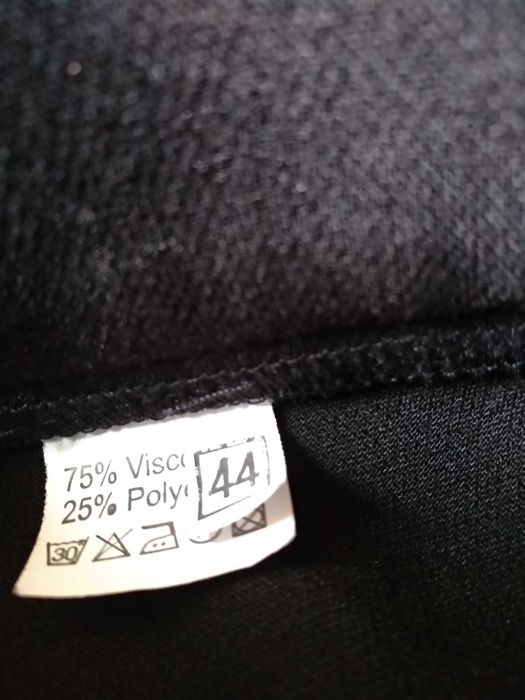 Спідниця жіноча розмір 44 М