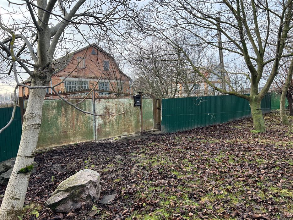 Будинок в селі Романово-Хутір