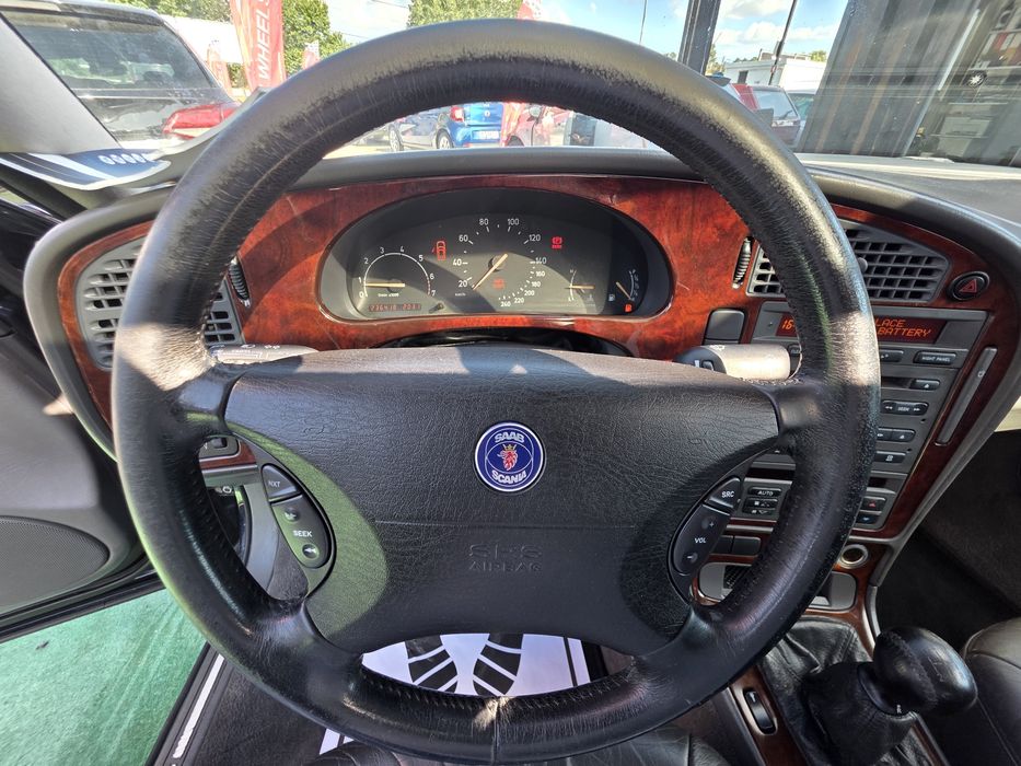 Saab 95 turbo (bom estádo)