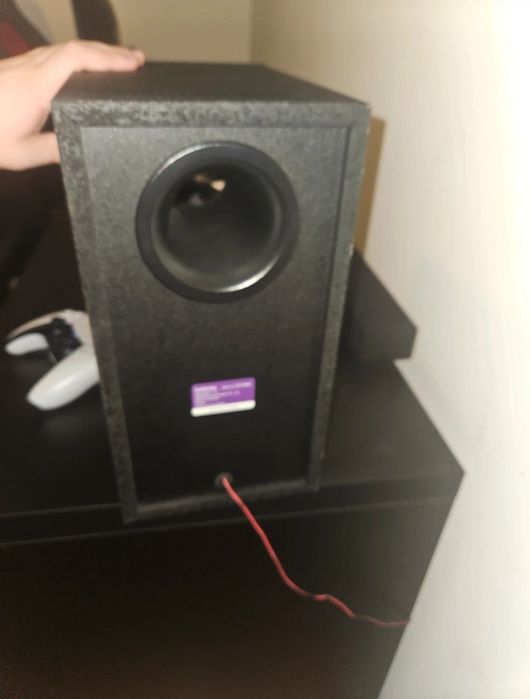 *NEGOCIÁVEL* Soundbar Samsung hw- t420 (2.1 - 150 W- Subwoofer Com Fio