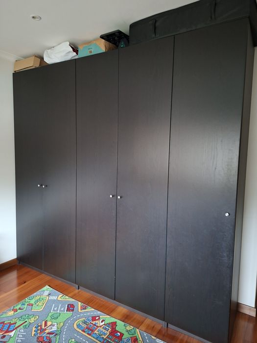 Guarda vestidos 250×236