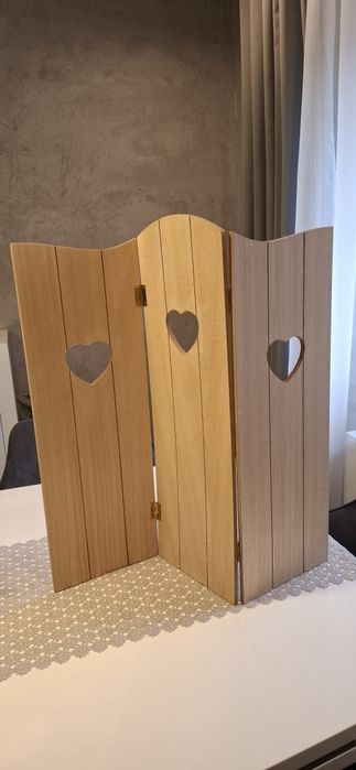 Parawan drewniany dekoracja