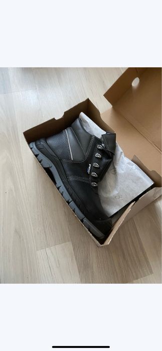 Buty ochronne robocze zimowe 44