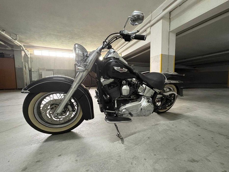 Harley-Davidson Softail Deluxe, ano 2012, com 22.500 km