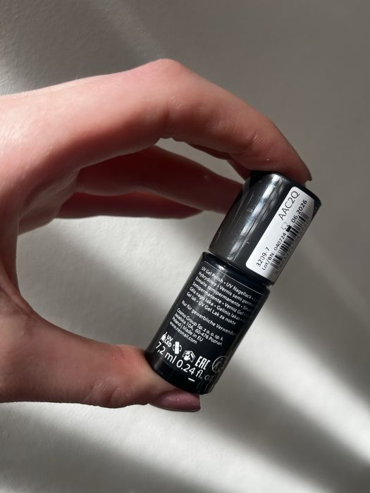 Nowy czerwony lakier hybrydowy neonail