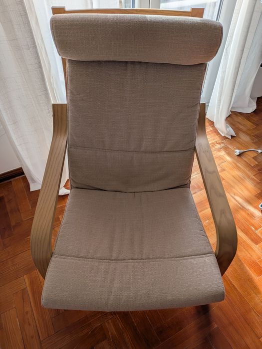 Cadeirão beige IKEA