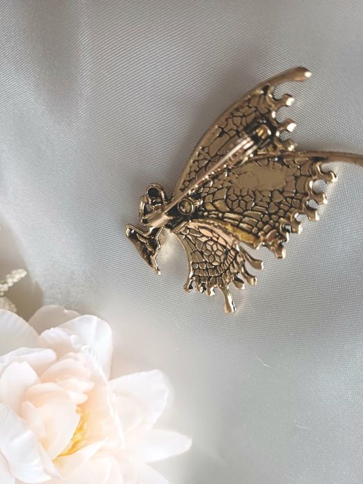 Duża broszka- Rusałka