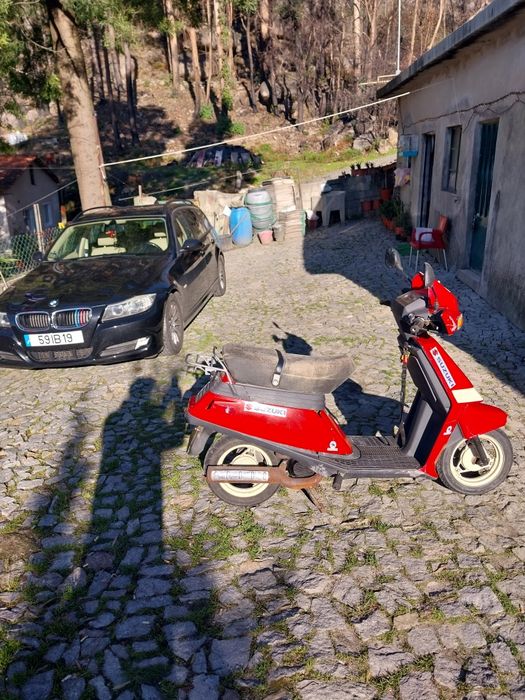 Vendo Scooter suzuki Penafiel • OLX Portugal