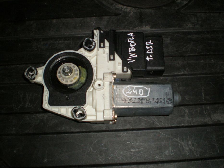 Motor vidro trás direito VOLKSWAGEN Bora (1J2)