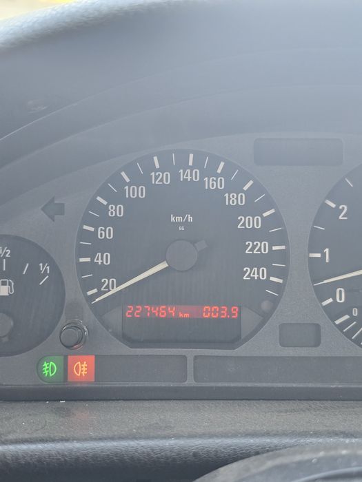 BMW 320i Touring