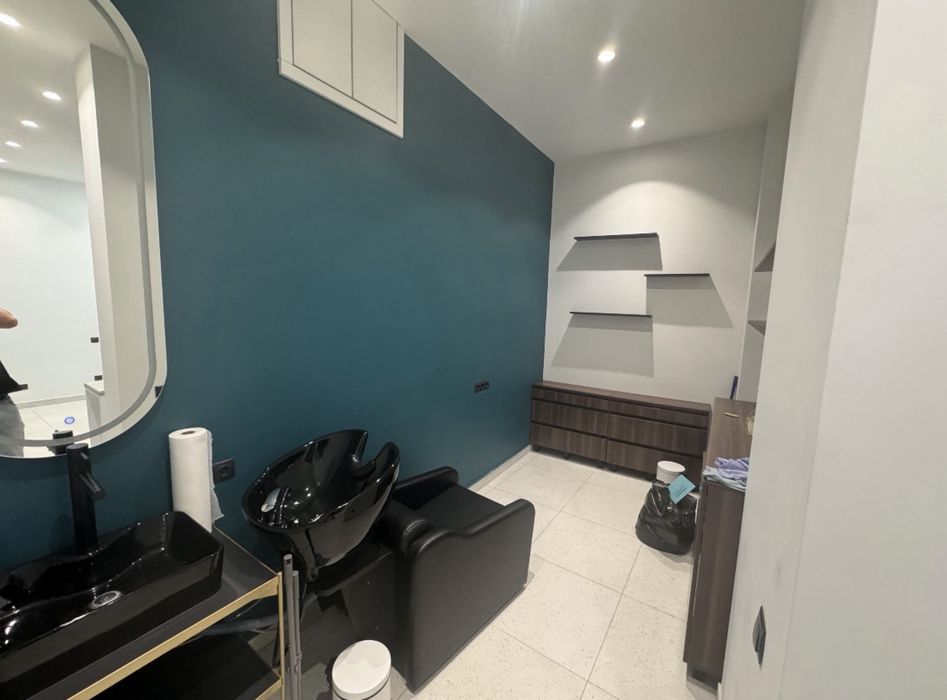 Новий салон краси 20 кв м, по вул. Кульпарківська 64а, Парус Парк