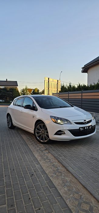 Opel Astra_1.4T_Opc-line/LIMITED*Bixenon_Serwis do końca