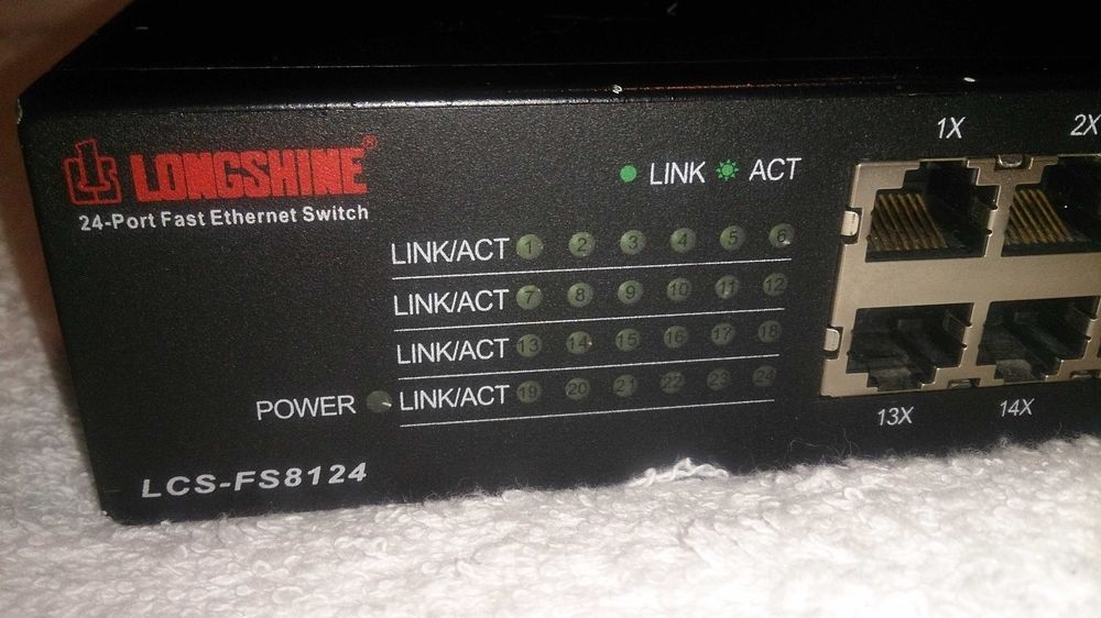 24 portas fast internet switich (longshine lcs-fs8124)