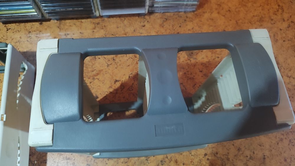 Estante de arquivo para CDs