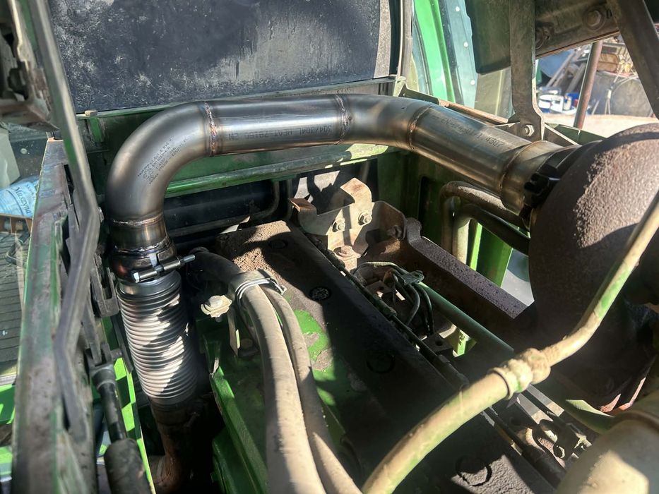Przelotowy wydech John Deere