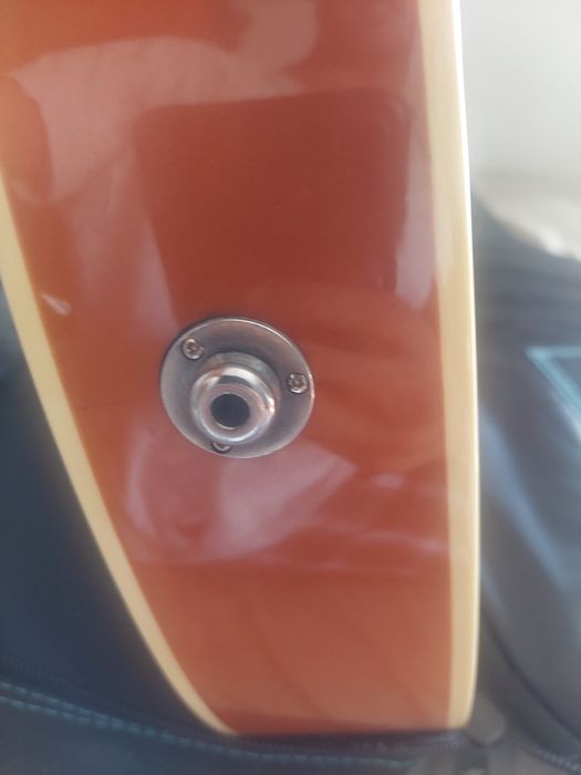 Guitarra Clássica com pickup