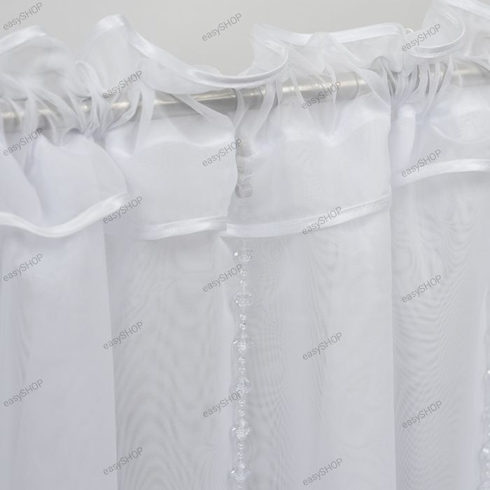 Gotowa firana z 9 ażurami z filcu