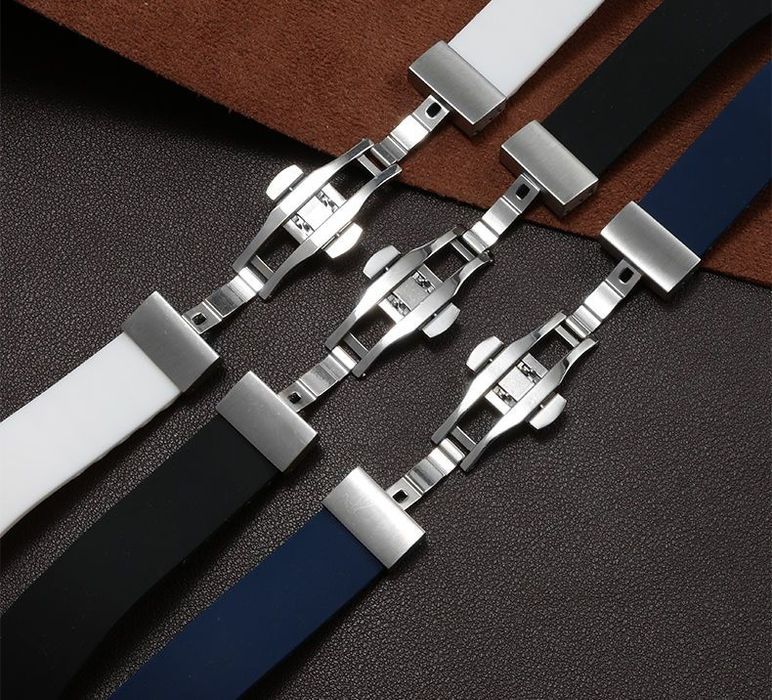 Продам каучюковый ремешок 20 мм