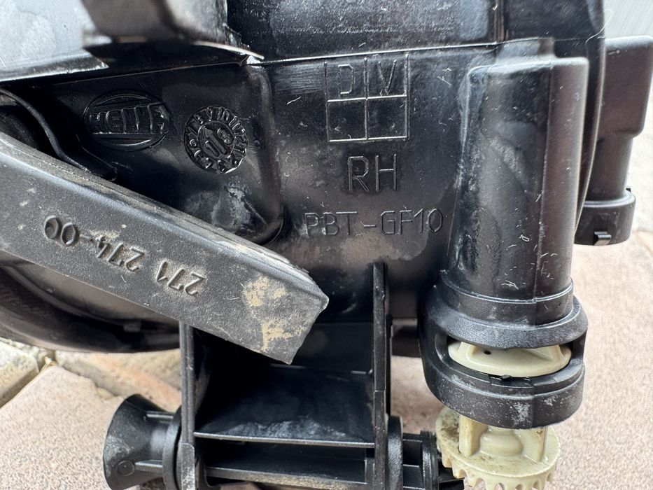 Противотуманка правая Audi Q5