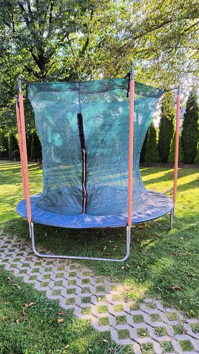 Trampolina dla dzieci