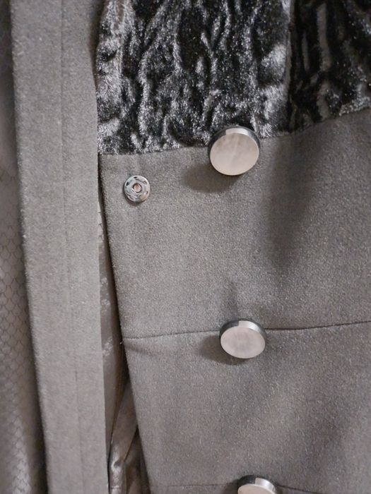 Пальто жіноче чорне