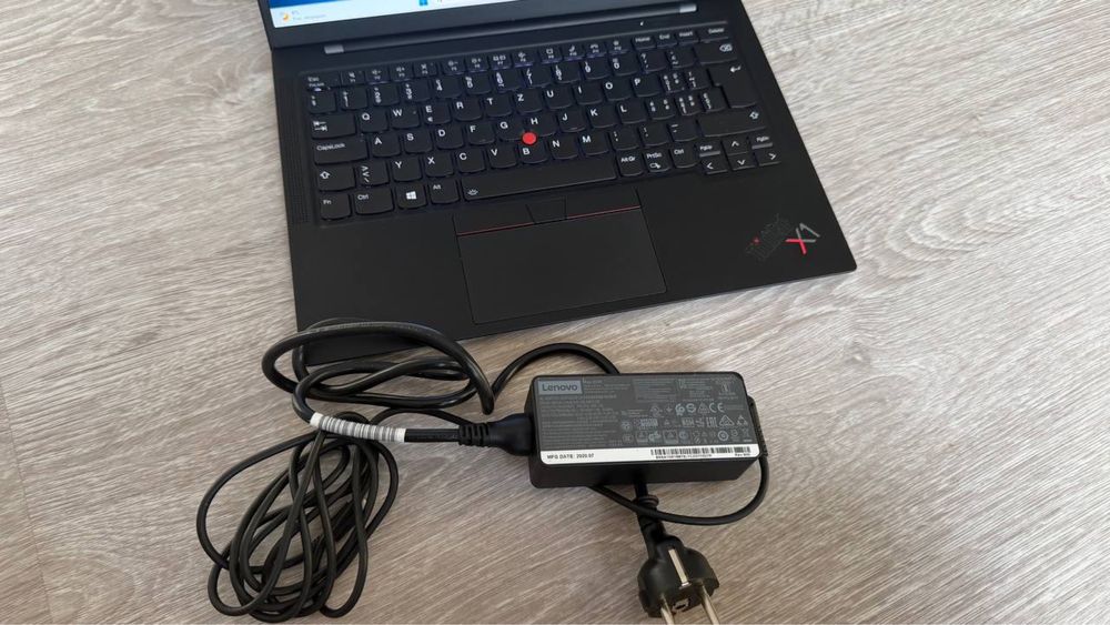 Lenovo Thinkpad X1 Carbon