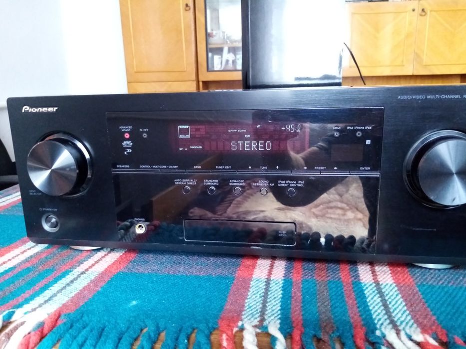 Продам ресівер Pioneer VSX-921