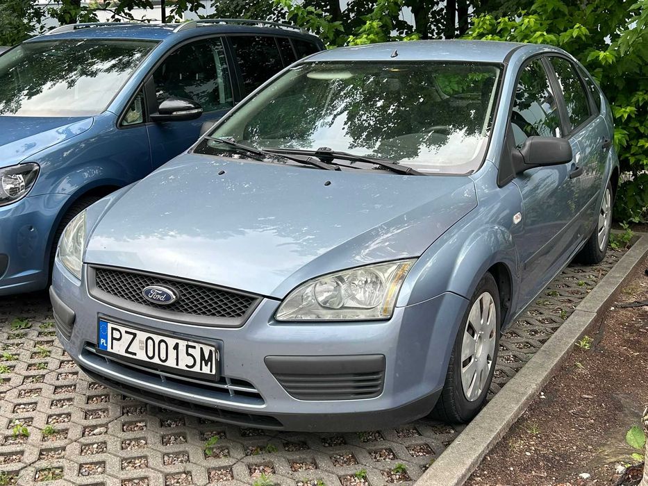 Syndyk sprzeda samochód Ford Focus - uszkodzony - 75% wartości