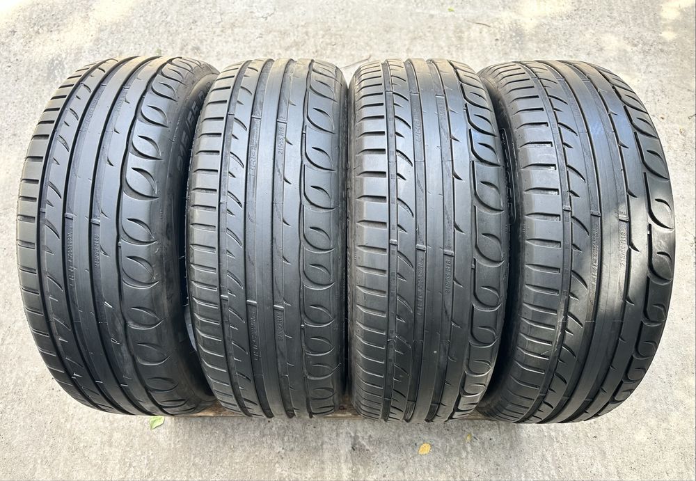 Шини 215 55 18 99V Tigar Ultra High Performance комплект