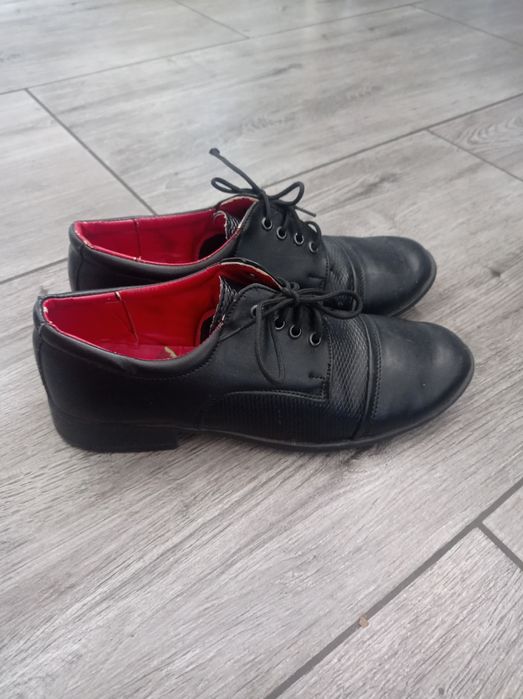 Buty chłopięce 33 wizytowe czarne