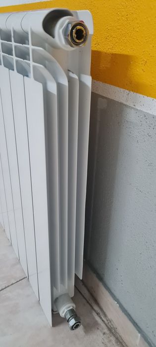 Radiador de água de parede