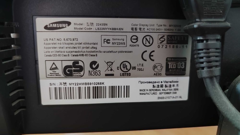 Монітор Samsung SyncMaster 22 дюйми