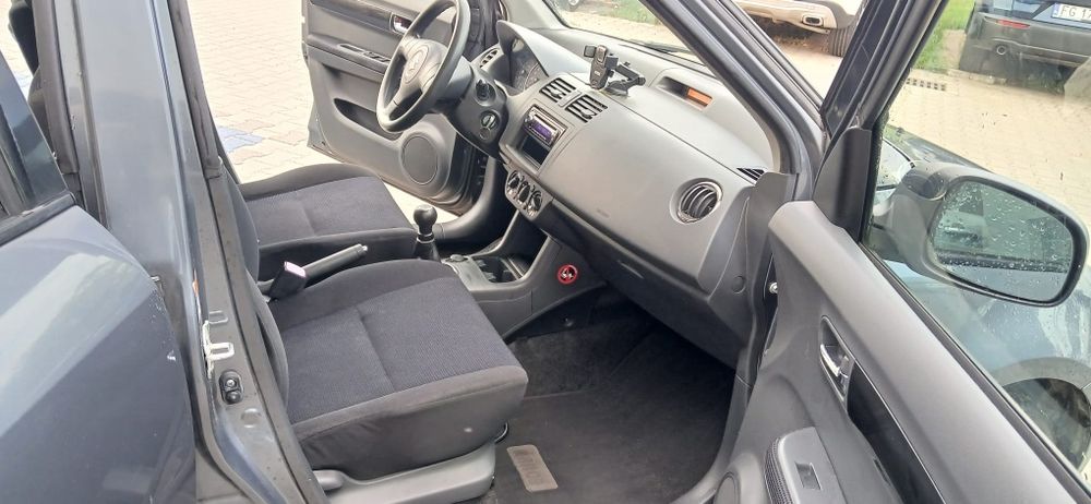 Swift IV 1 1,3benzyna 92kM Klimatyzacja Zamiana