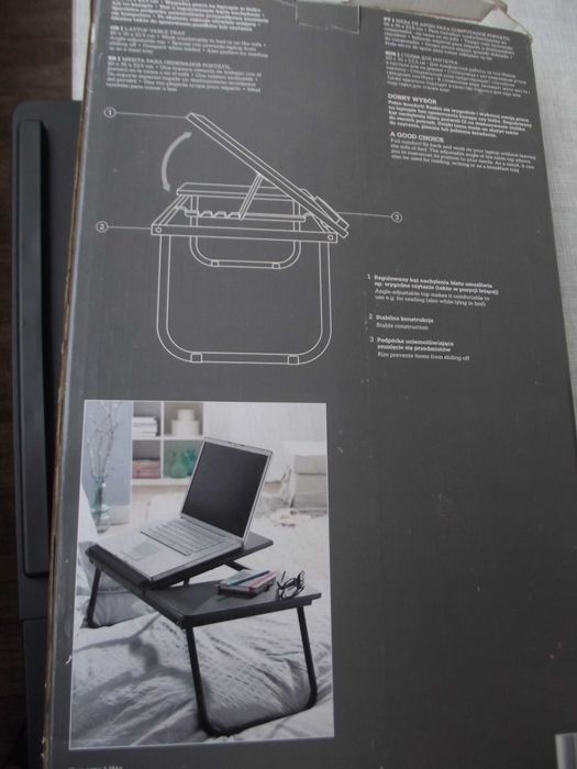 Stolik pod laptopa