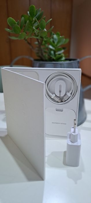 Nothing Phone 2 IMPECÁVEL