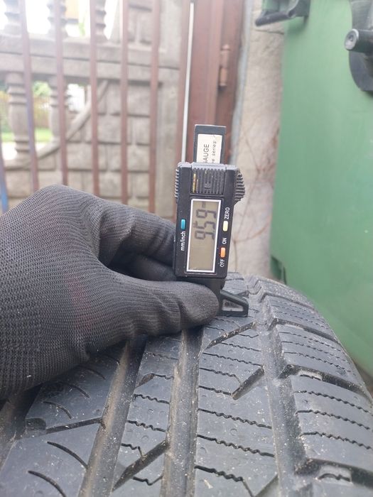 Opona CAŁOROCZNA Continental 255/65R17 110T