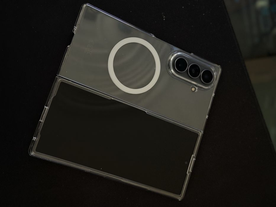 Samsung Z Fold 8 Ultra - Cinza