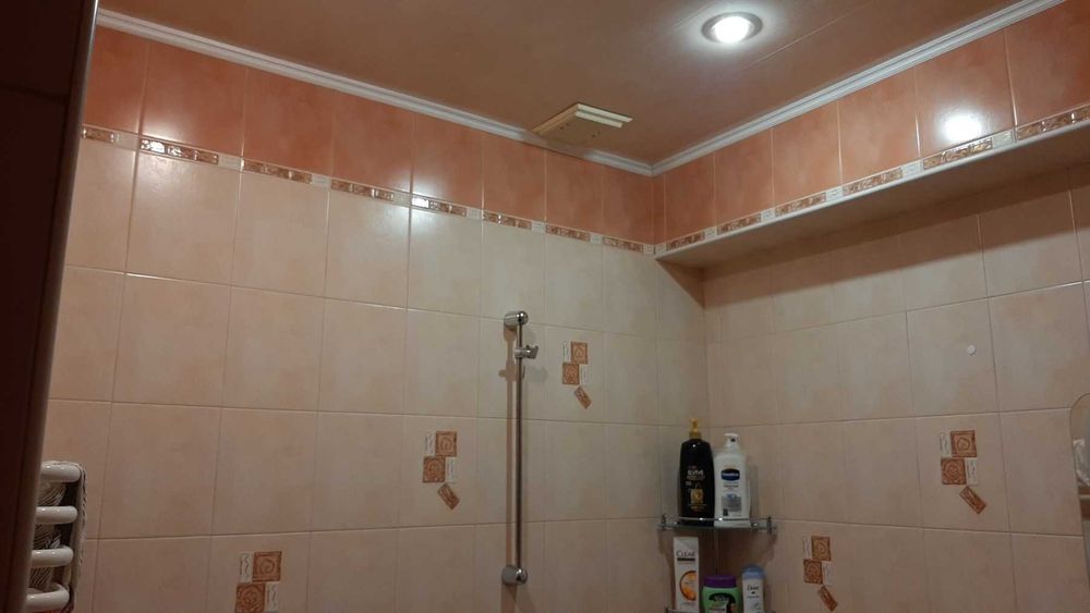 Продаж 3 кім кв. 84 м  50 тис.