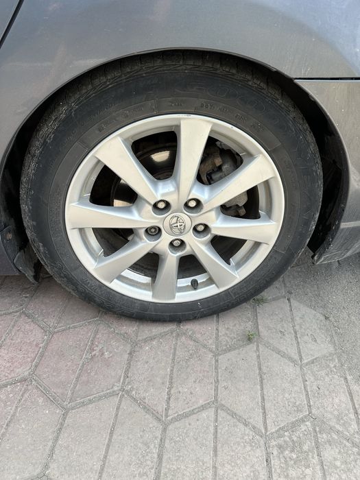 Диски 5/114.3 r17 с резиной TOYOTA