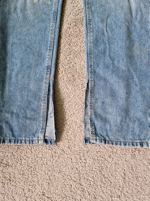 Jeansy cropp z motylkami