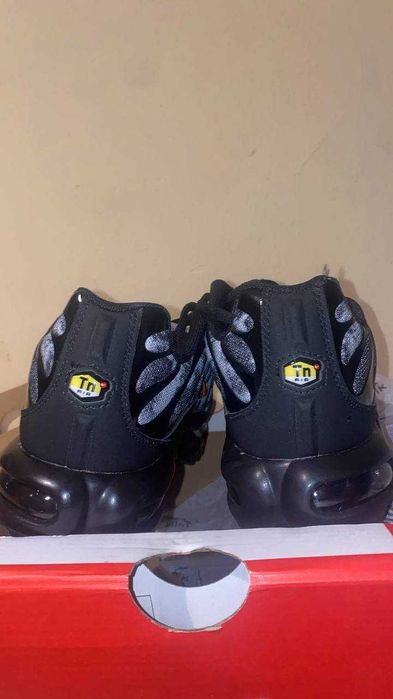 Spzedam buty / Nike TN Air Max / 43 / czarno - biale