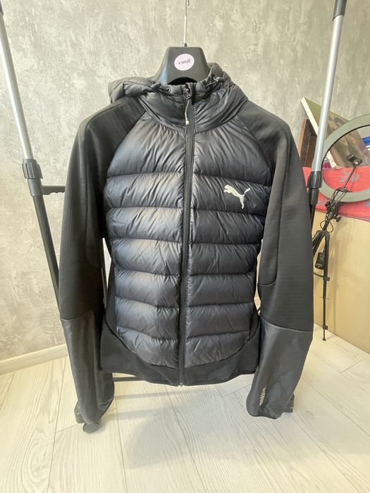 Оригінальна куртка Puma
