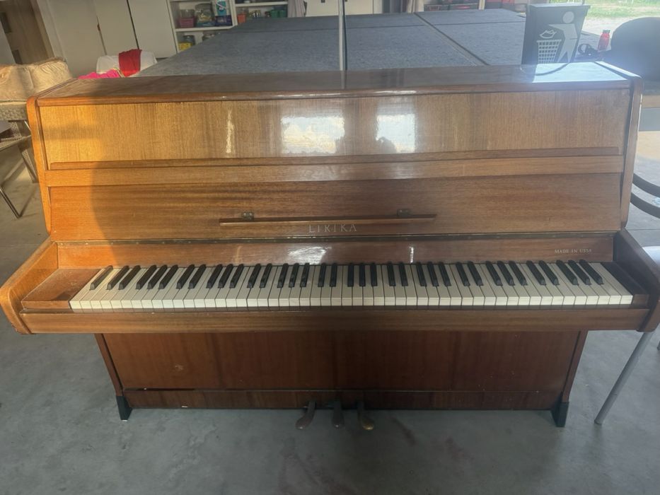 Pianino Liryka używane